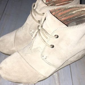 Tan suede boots